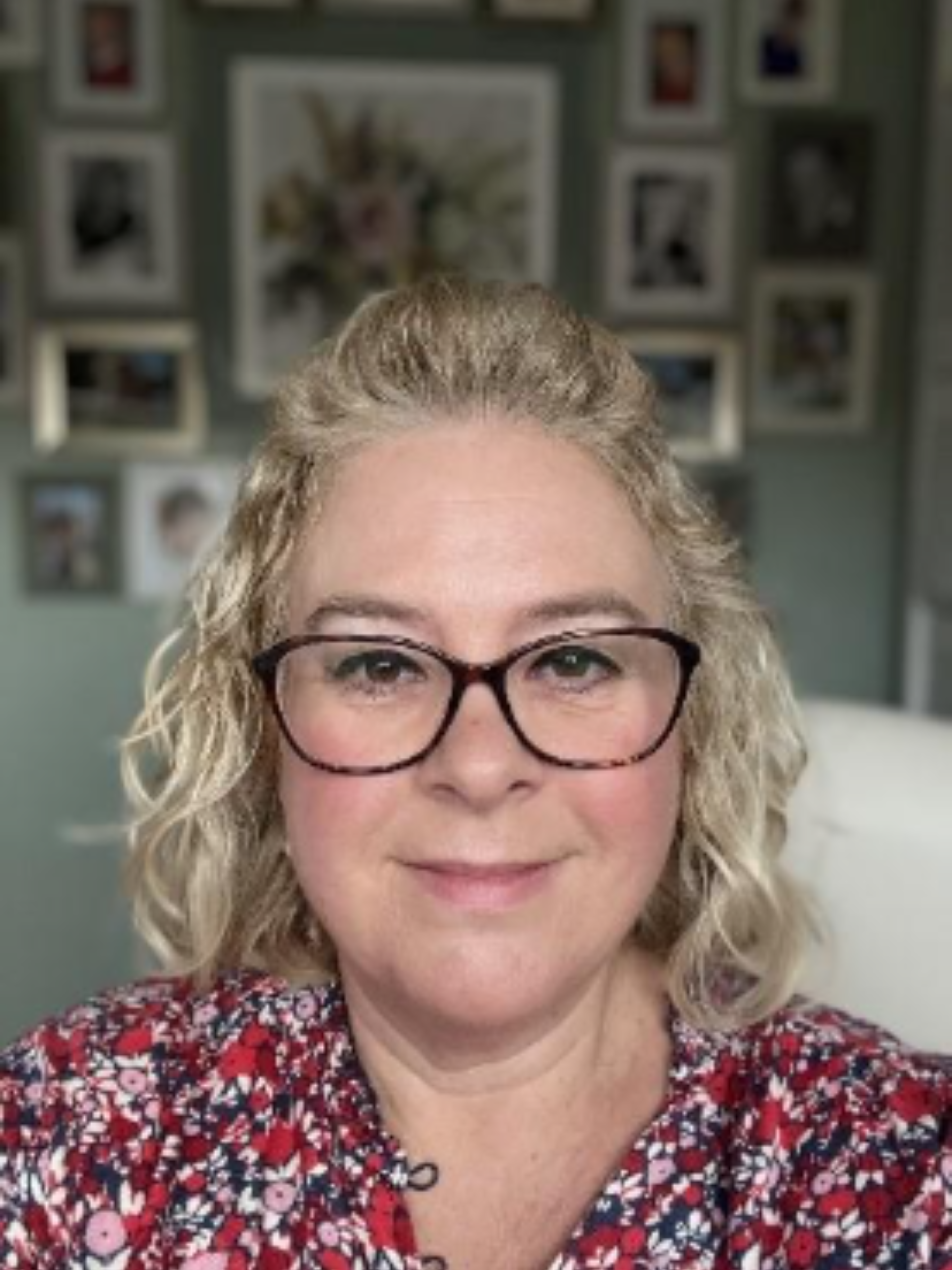 Claire Haynes - Awards Photo.png (13.57 MB)